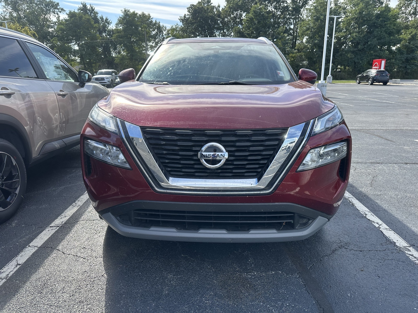 2021 Nissan Rogue SV photo 8