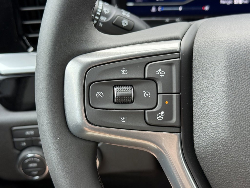 2025 Chevrolet Silverado 1500 LT photo 23