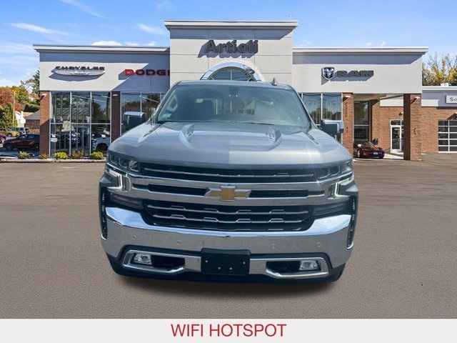 2022 Chevrolet Silverado 1500 LTZ photo 2