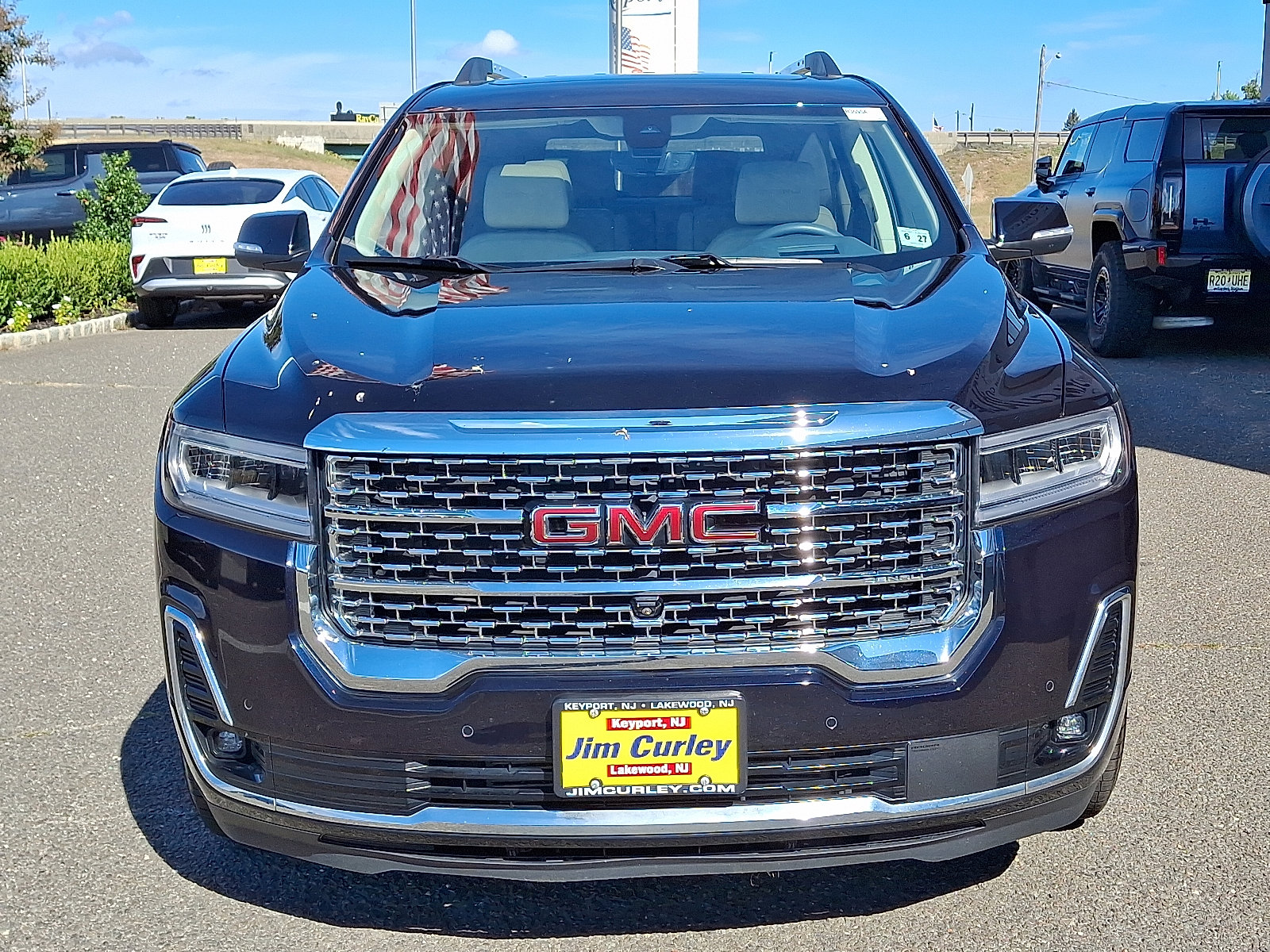 2022 Gmc Acadia Denali photo 2