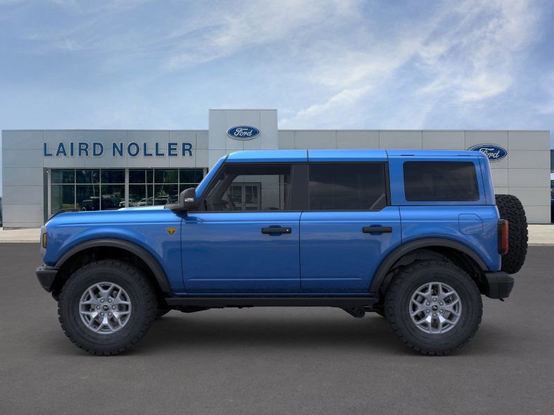 2025 Ford Bronco Badlands photo 3