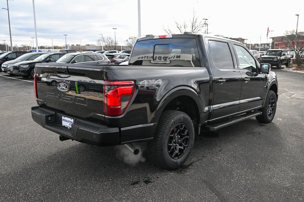 2025 Ford F-150 XLT photo 2