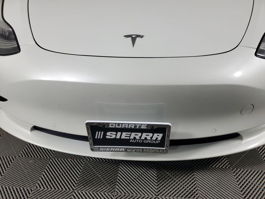 2018 Tesla Model 3 Long Range photo 10
