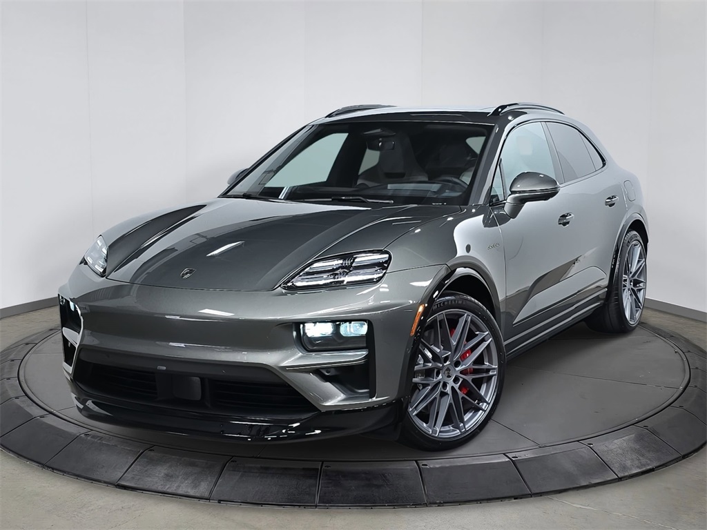 2025 Porsche Macan