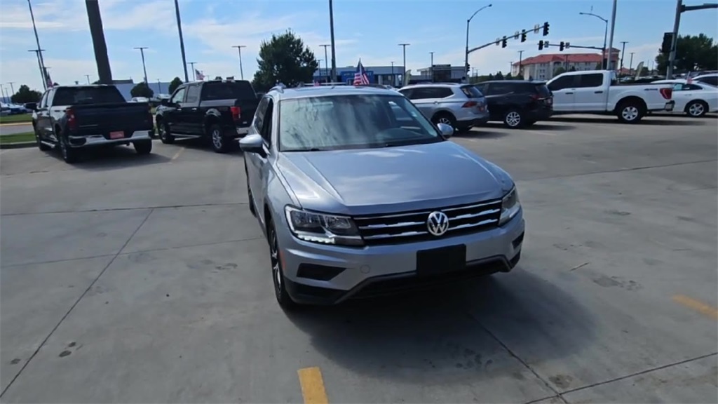 2021 Volkswagen Tiguan SE R-Line Black photo 3