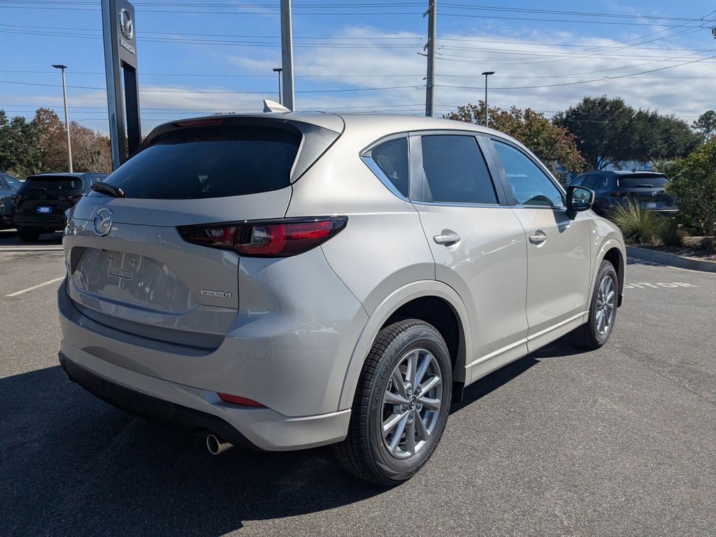 2025 Mazda CX-5 2.5 S Preferred photo 2