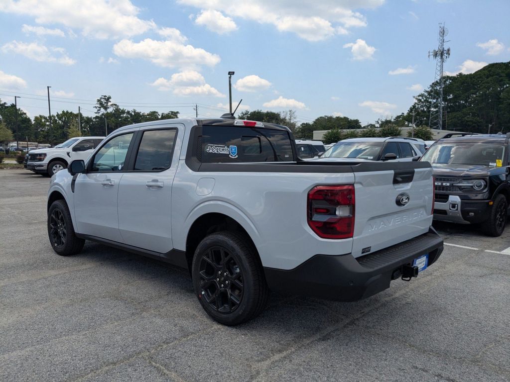2025 Ford Maverick Lariat photo 4