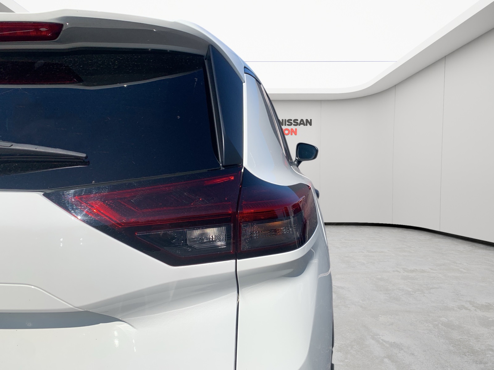 2024 Nissan Rogue S photo 4