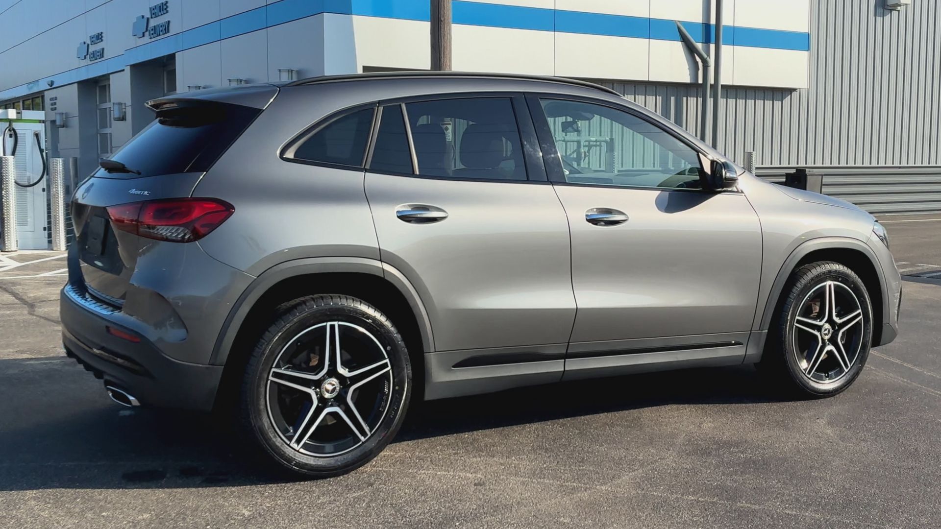 2021 Mercedes Benz GLA 250 4MATIC photo 2