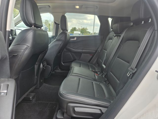 2021 Ford Escape SEL photo 3