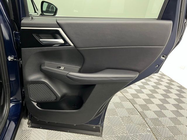 2024 Mitsubishi Outlander SE photo 41