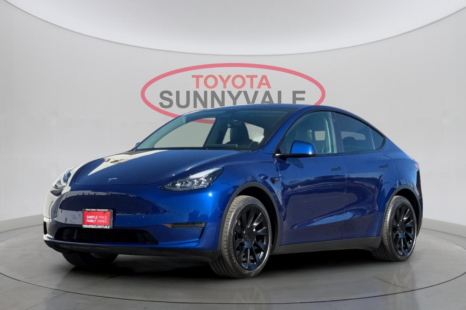 Used 2021 Tesla Model Y Long Range with VIN 5YJYGDEE5MF100127 for sale in Sunnyvale, CA