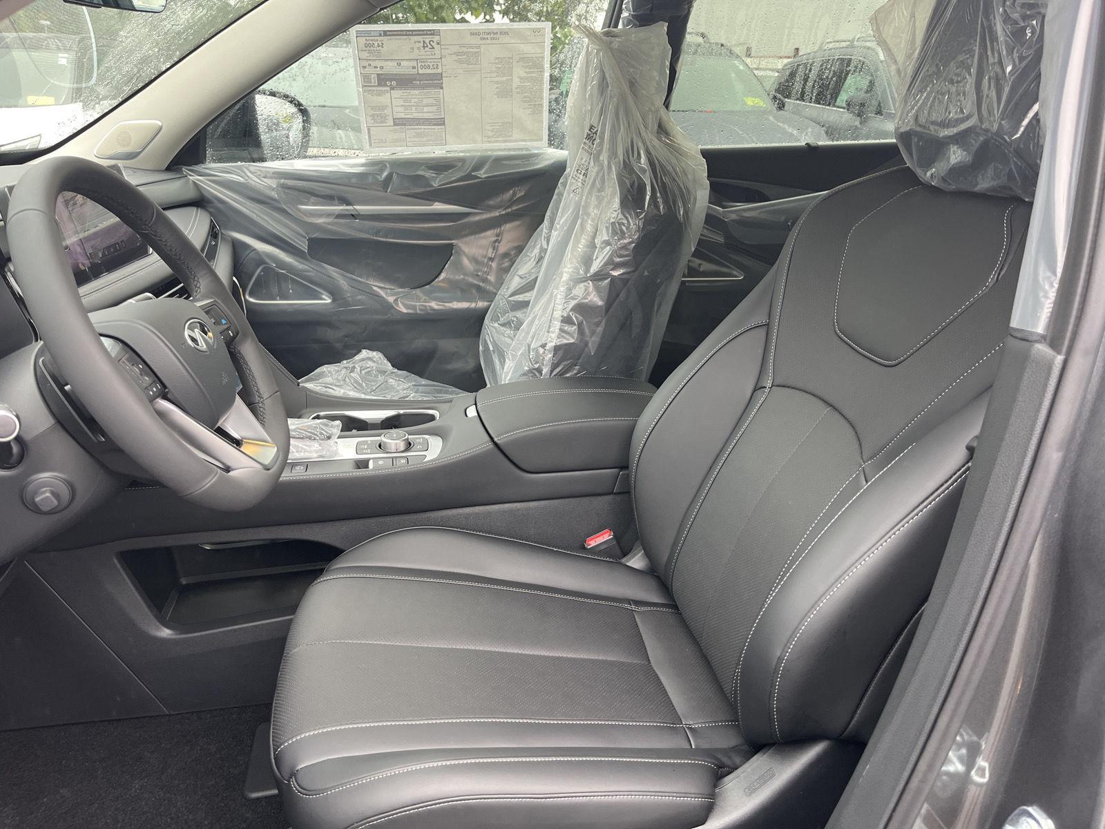 2026 Infiniti QX60 Luxe AWD photo 8