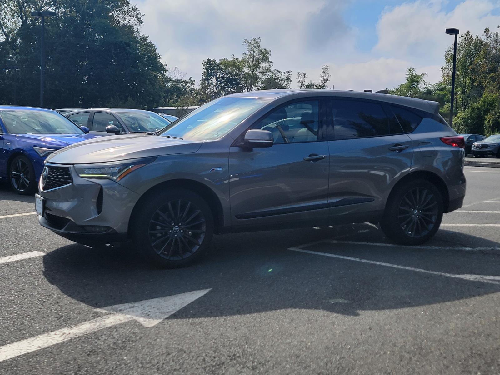 2023 Acura RDX A-Spec Advance photo 3