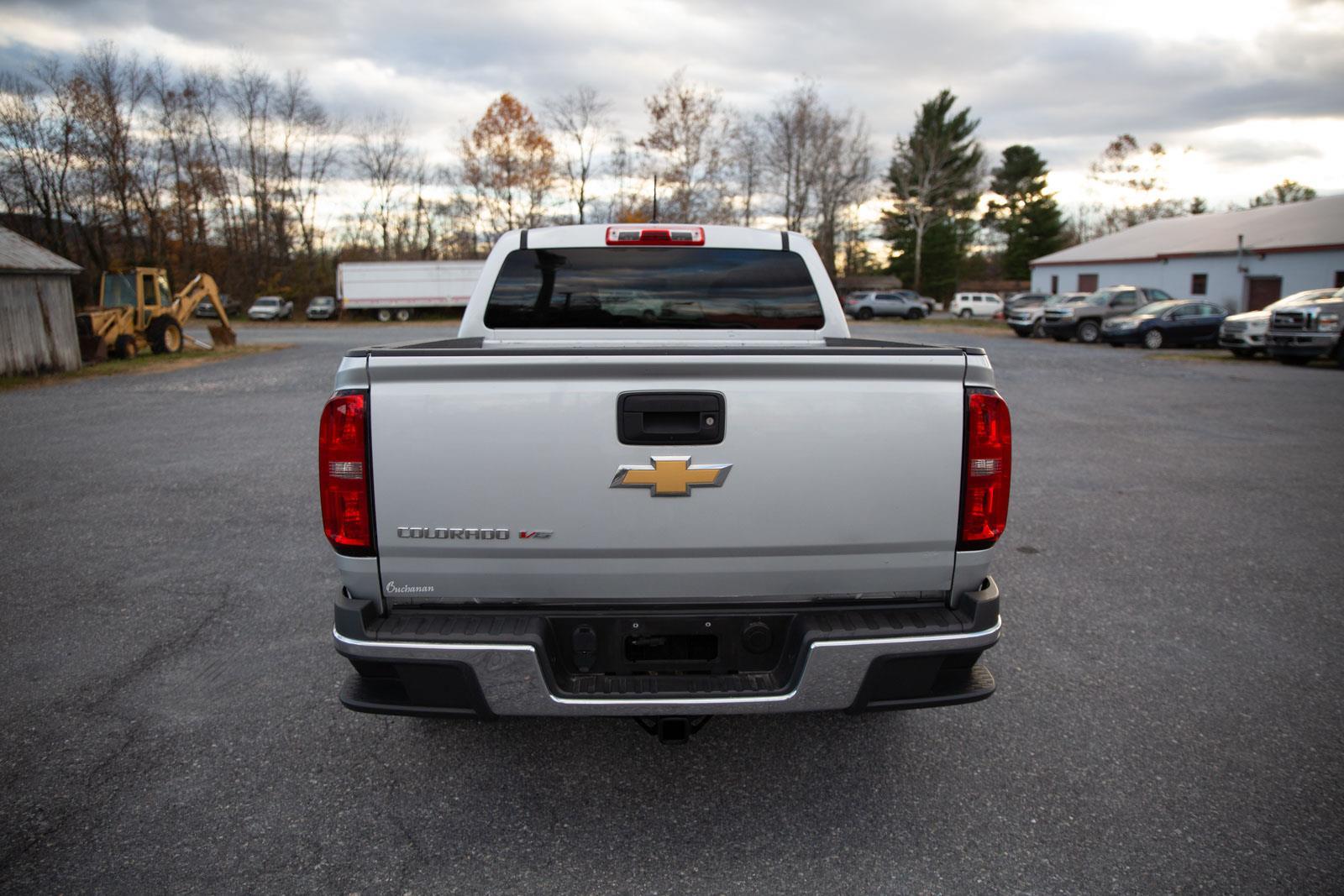 2017 Chevrolet Colorado Work Truck photo 4