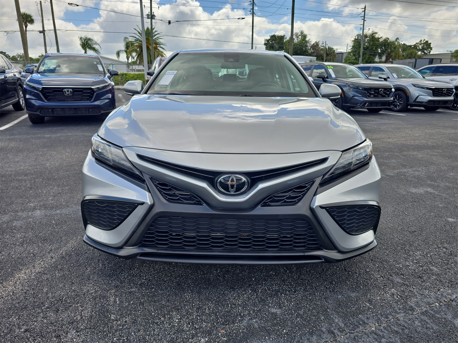 2023 Toyota Camry SE photo 7