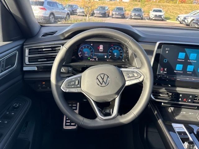 2025 Volkswagen Atlas Cross Sport SEL Premium R-Line photo 10
