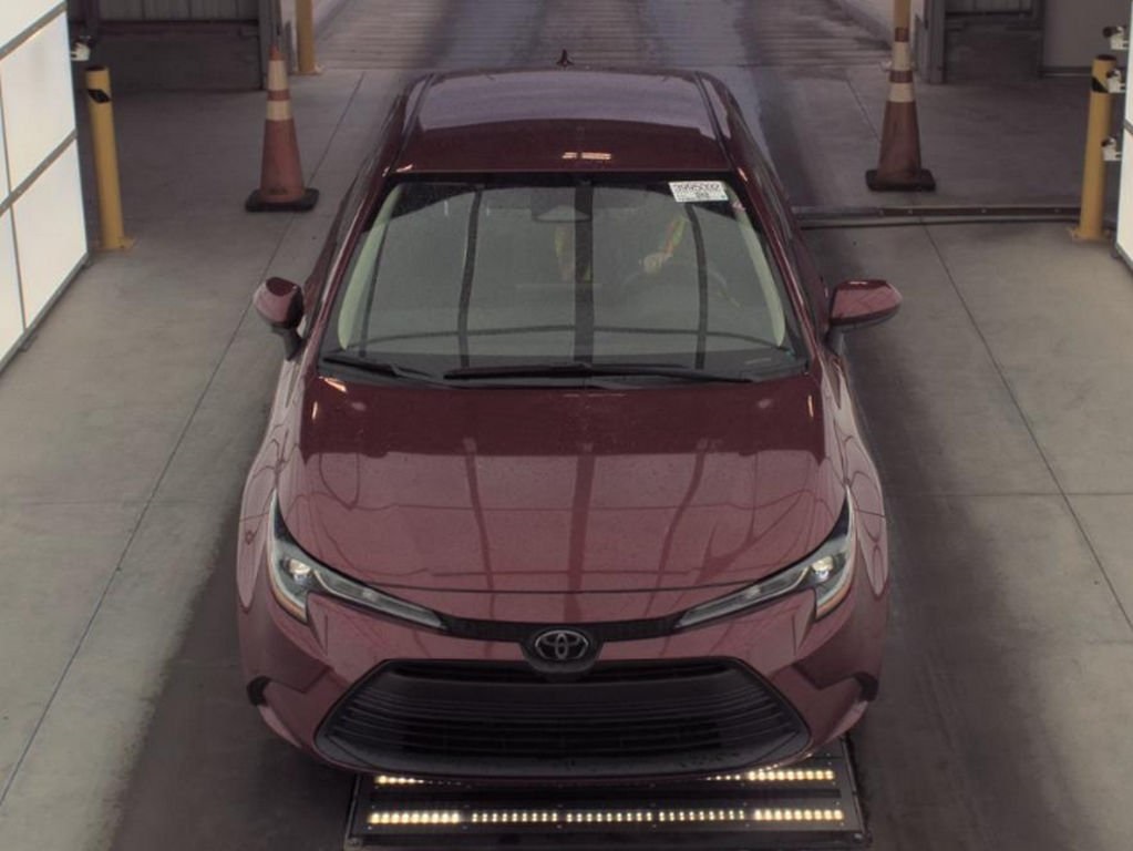 Used 2024 Toyota Corolla LE with VIN 5YFB4MDE8RP084081 for sale in Northfield, Minnesota