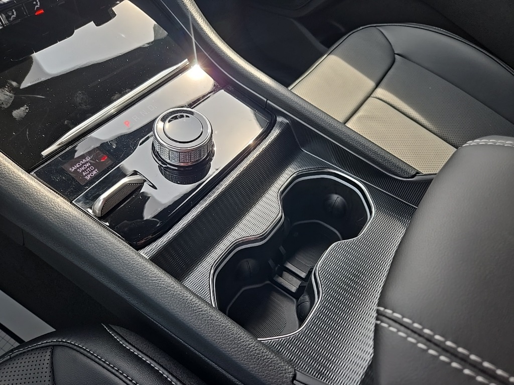2025 Jeep Grand Cherokee Limited photo 62