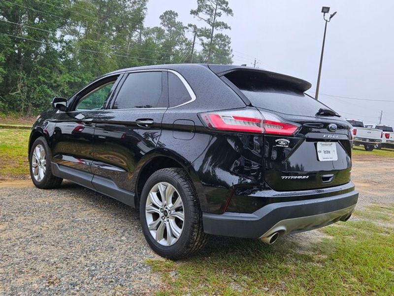 2023 Ford Edge Titanium photo 8