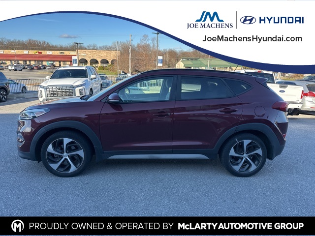 2017 Hyundai Tucson Value photo 3