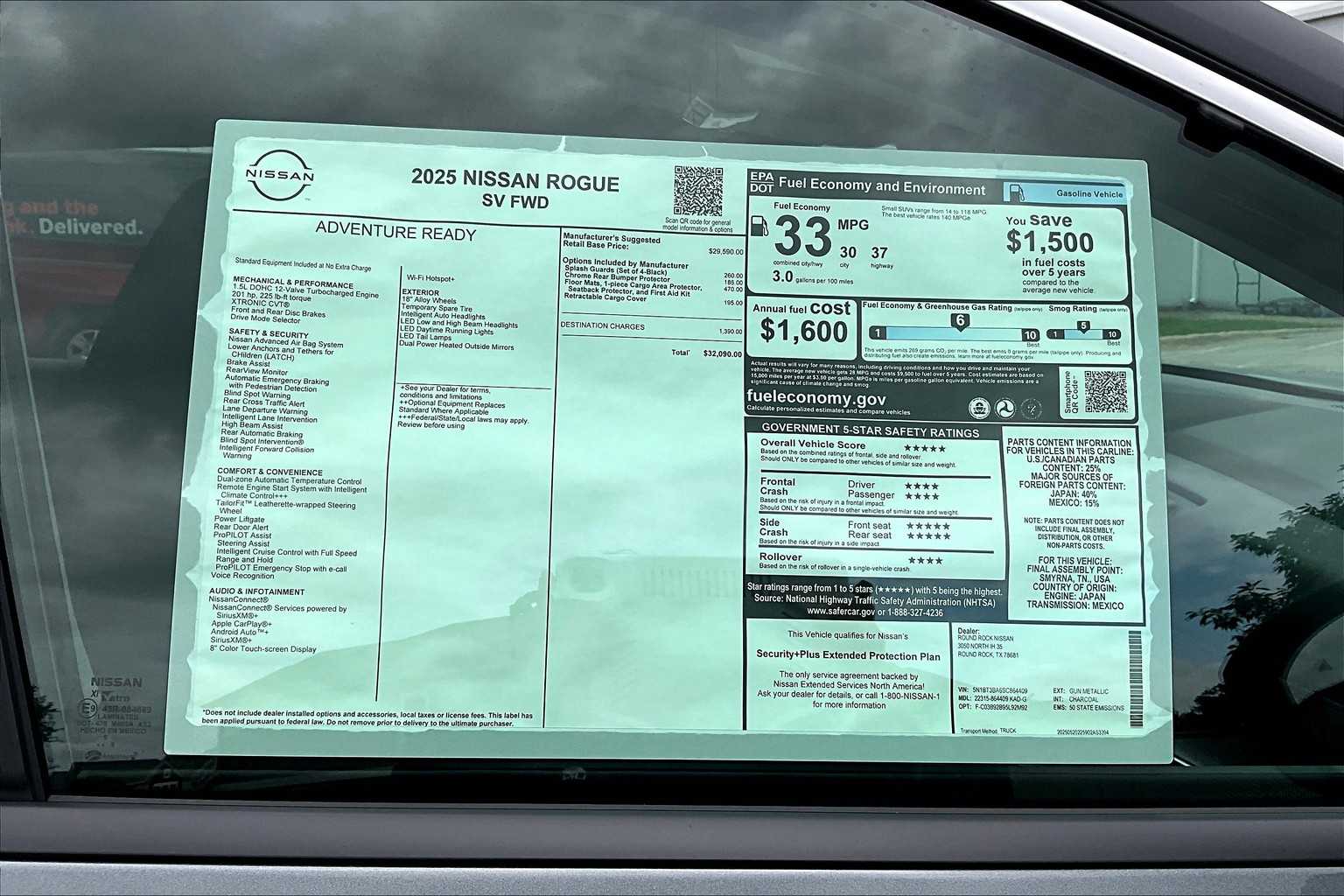 2025 Nissan Rogue SV photo 18