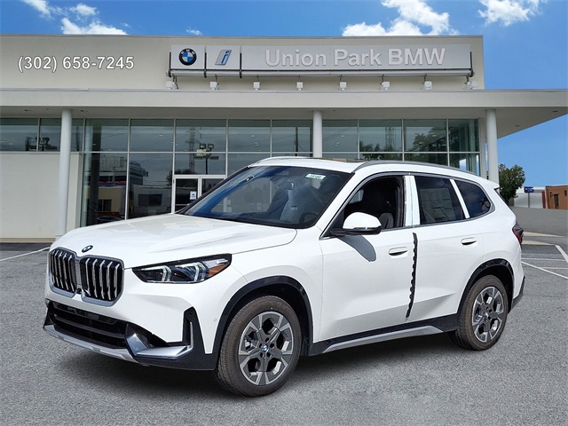 2026 BMW X1 28i's photo