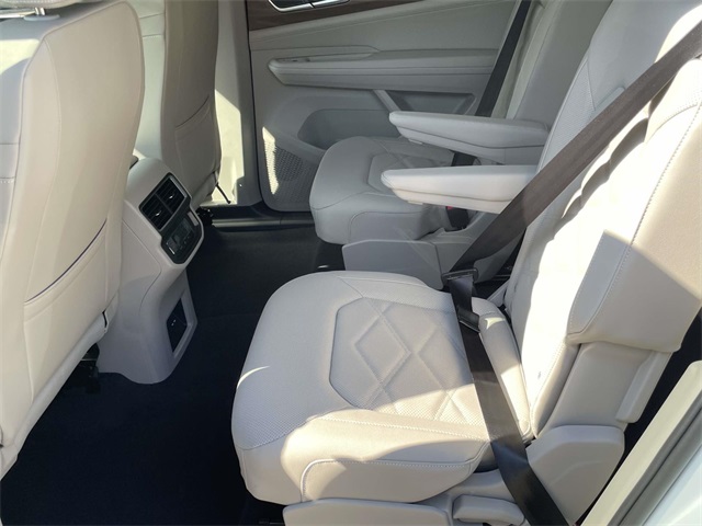 2026 Volkswagen Atlas SE Technology photo 12