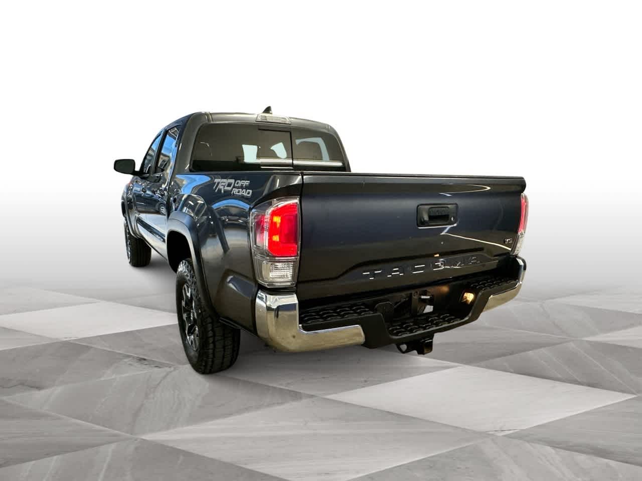 2023 Toyota Tacoma TRD photo 6