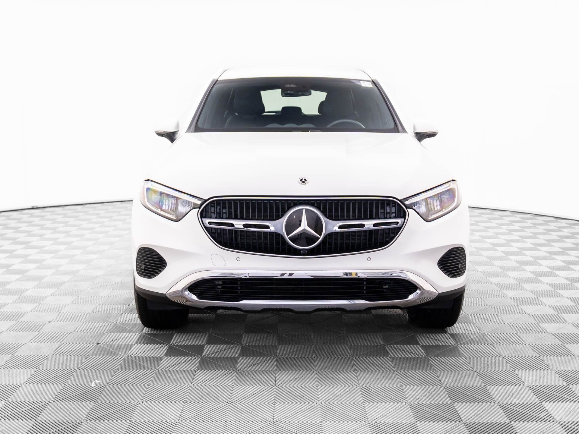 2025 Mercedes Benz GLC 300 4MATIC photo 8
