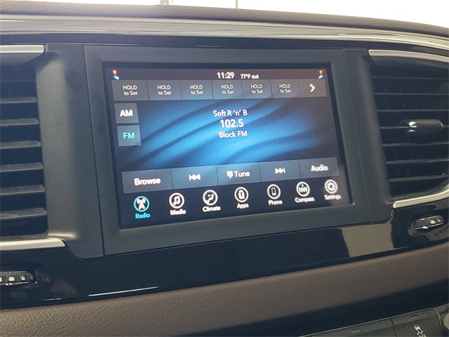 2018 Chrysler Pacifica LX photo 16
