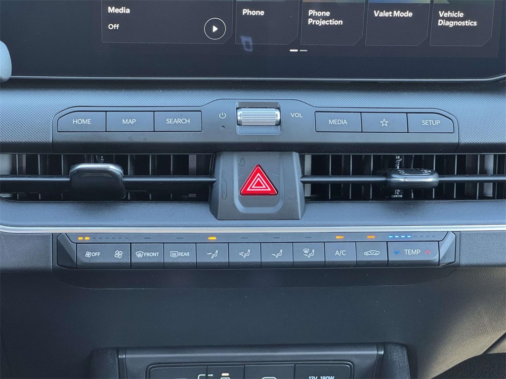 2025 Kia K4 LXS photo 18