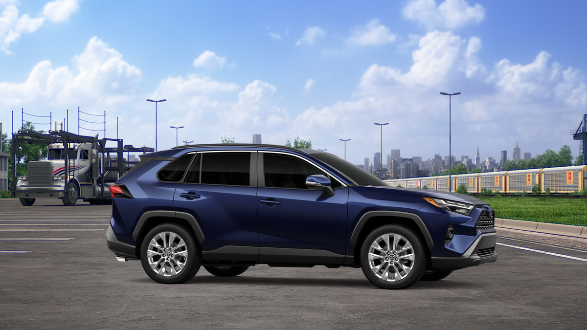 2025 Toyota RAV4 XLE Premium photo 13