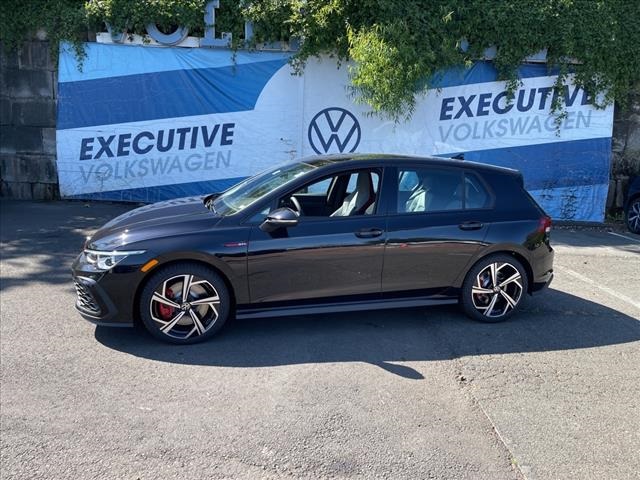 Protection Functions of the 2024 Volkswagen Golf GTI thumbnail