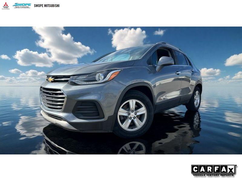 2019 Chevrolet Trax LT photo 2