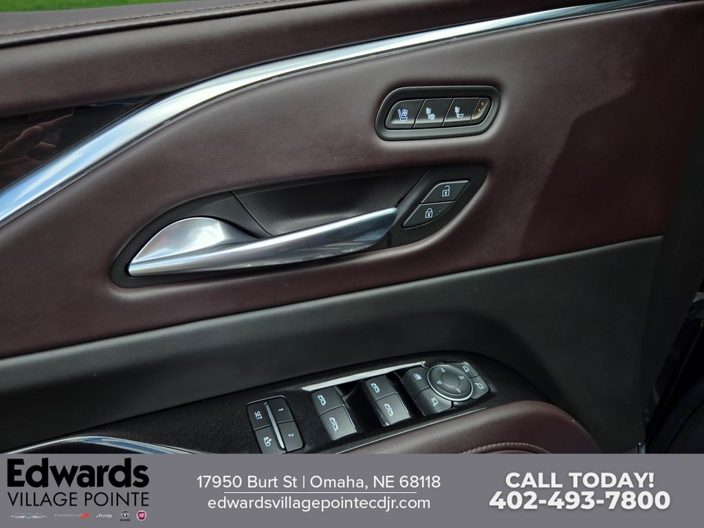 2022 Cadillac Escalade ESV Sport Platinum photo 10