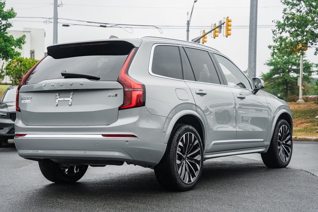 2026 Volvo XC90 Plus photo 2
