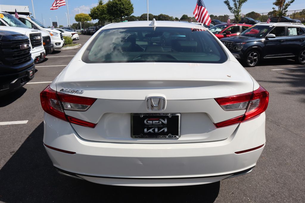 2018 Honda Accord EX photo 4