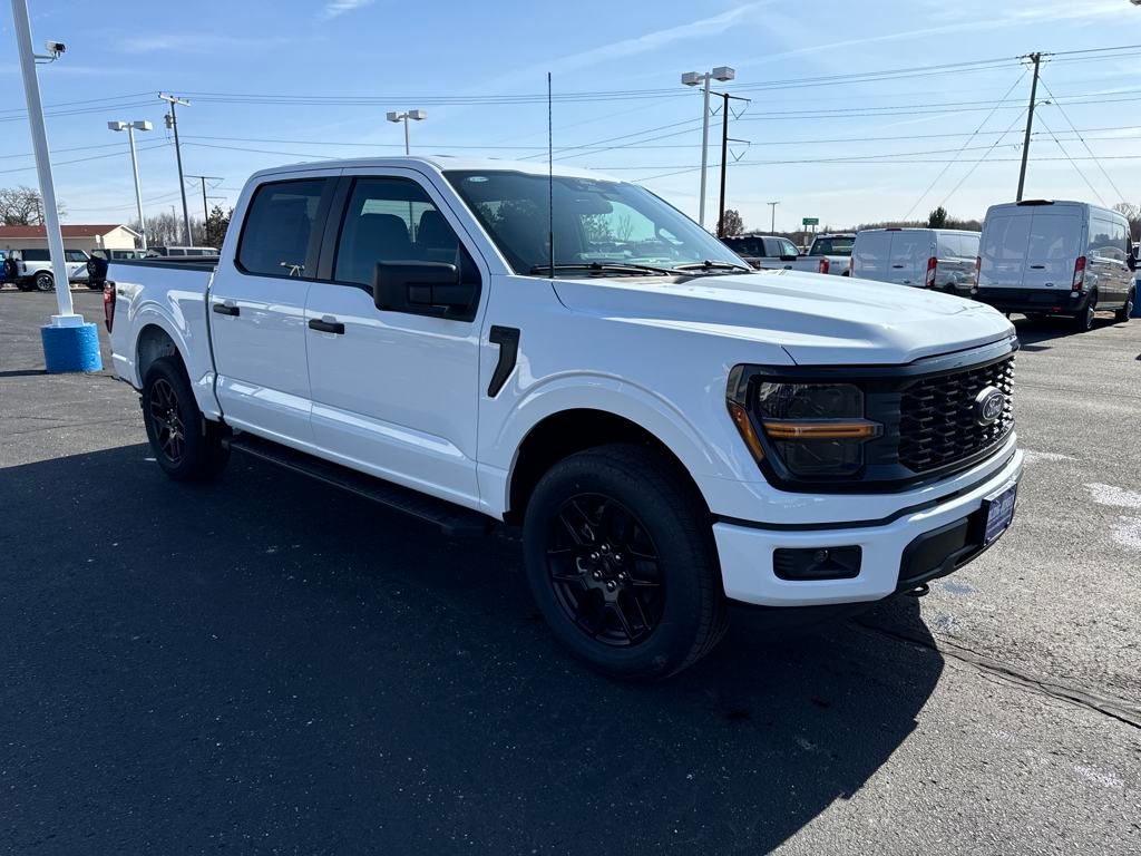 2025 Ford F-150 STX photo 4