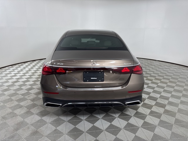 2026 Mercedes Benz E 4MATIC photo 6