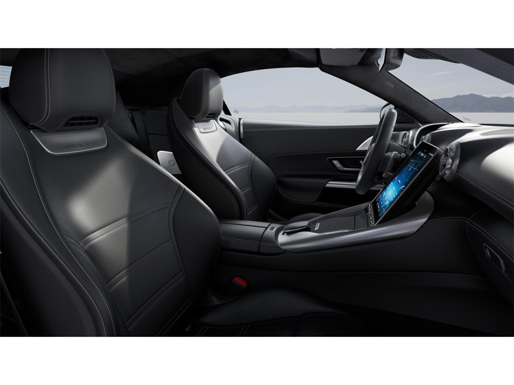 2025 Mercedes Benz SL AMG 63 photo 4