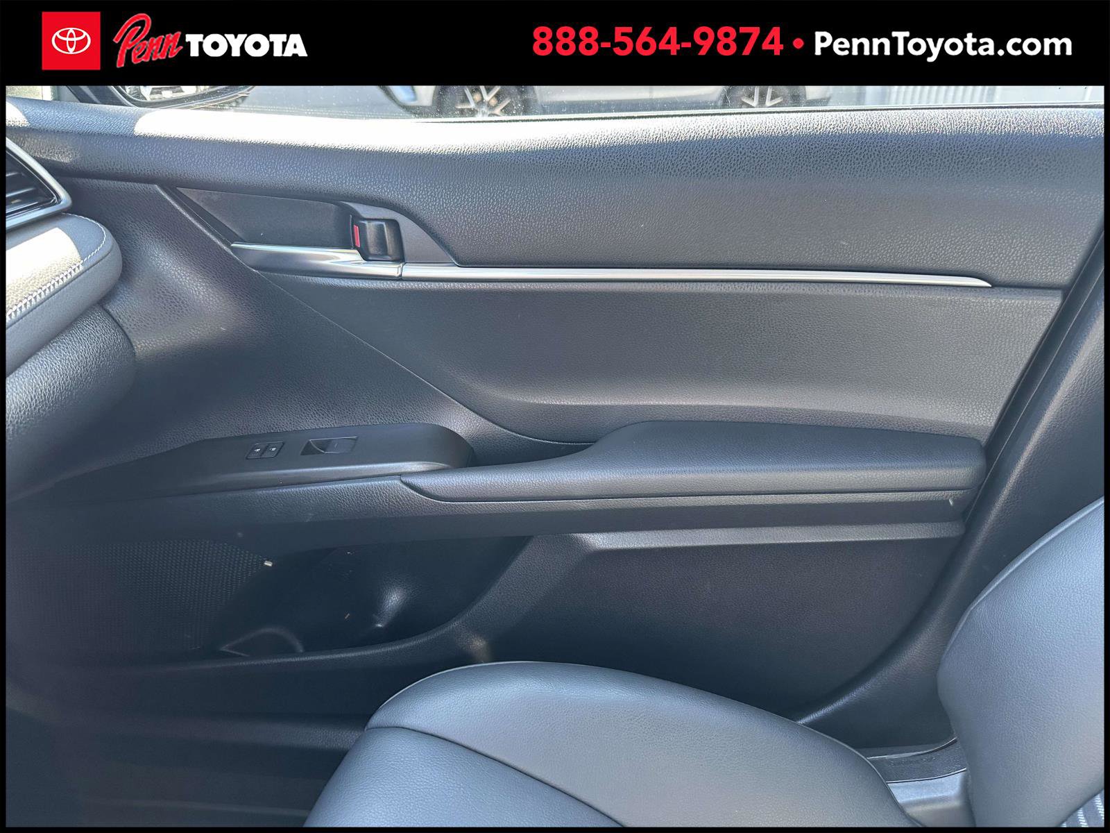 2023 Toyota Camry SE photo 28