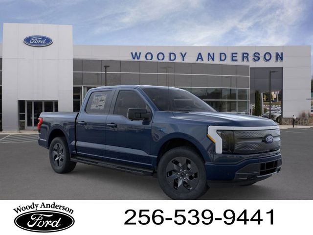 2025 Ford F-150 Lightning photo 7