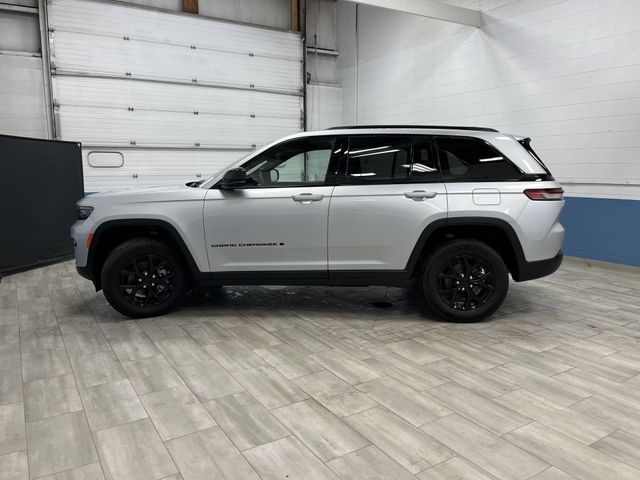 2024 Jeep Grand Cherokee Altitude X photo 9