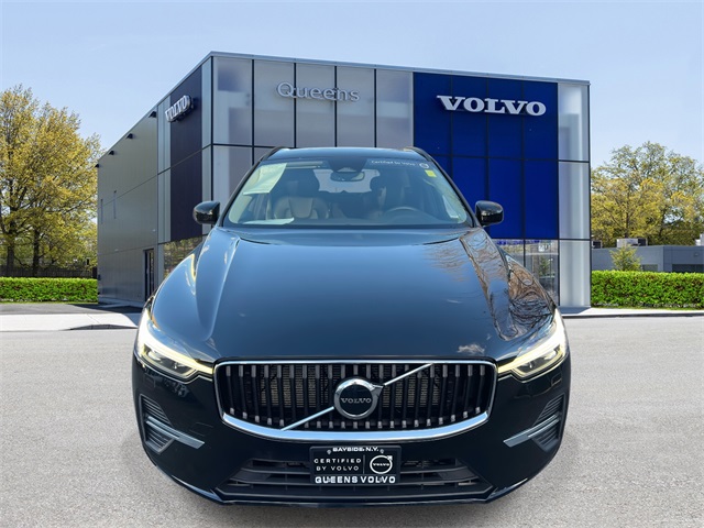 2023 Volvo XC60 B5 Core photo 2