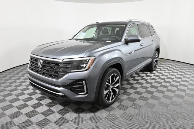 2025 Volkswagen Atlas SEL Premium R-Line photo 2
