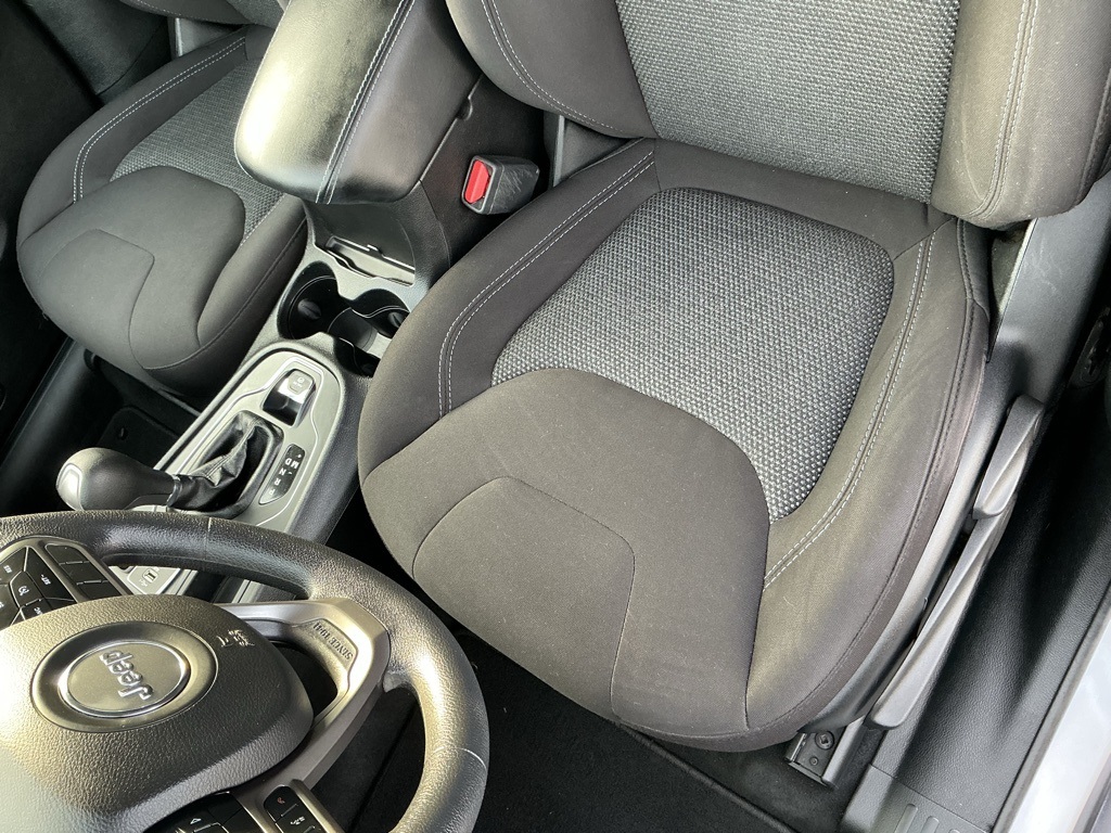 2019 Jeep Cherokee Latitude photo 57