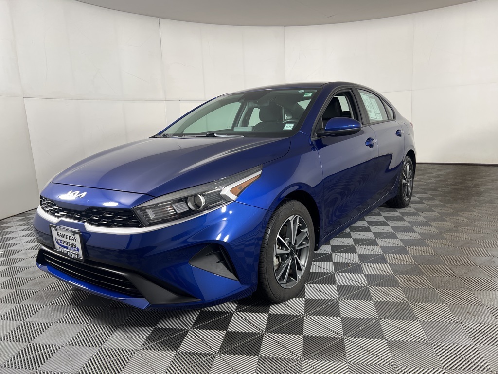 2023 Kia Forte LXS photo 15