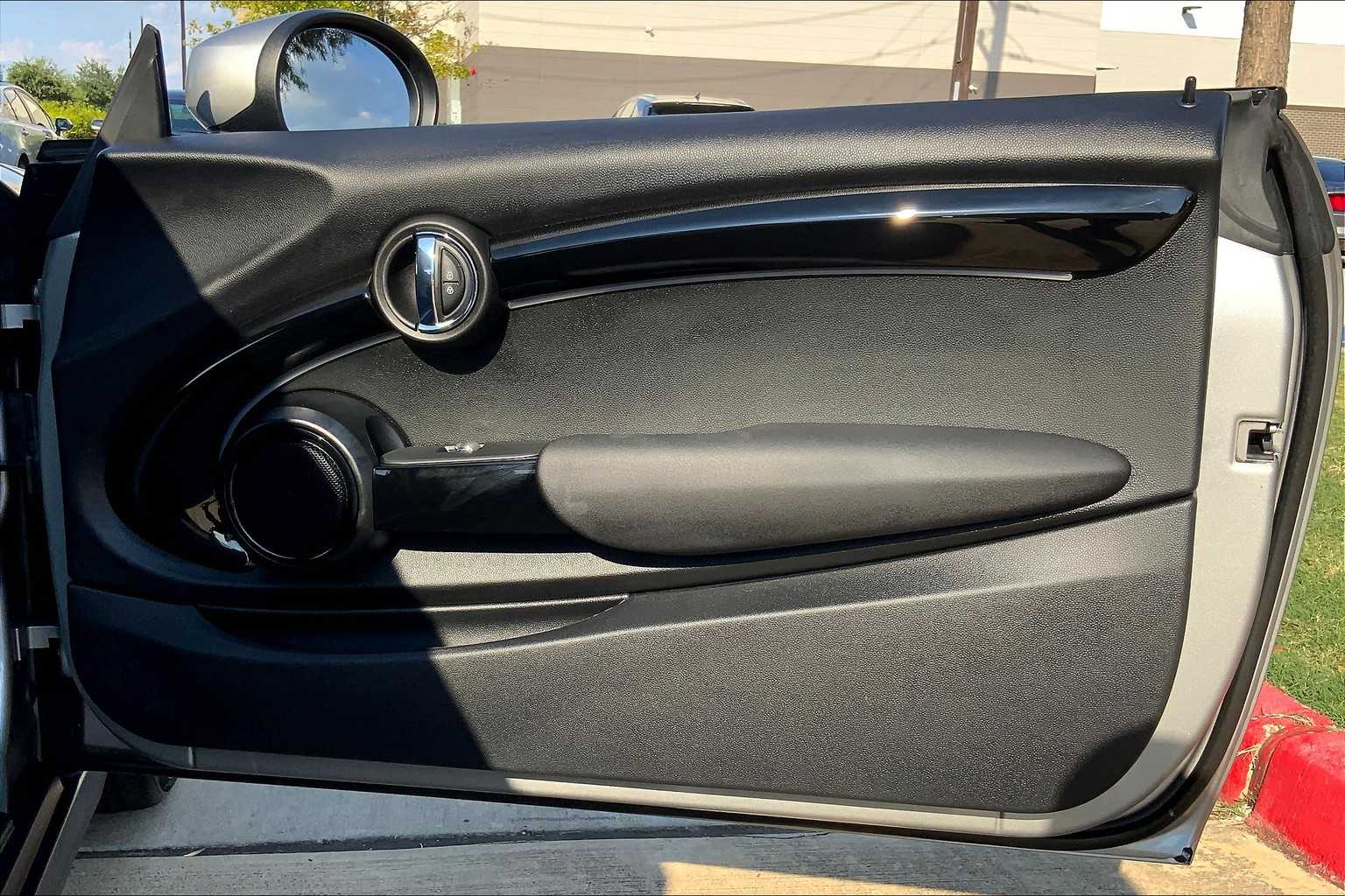 2024 Mini Cooper Convertible S photo 19
