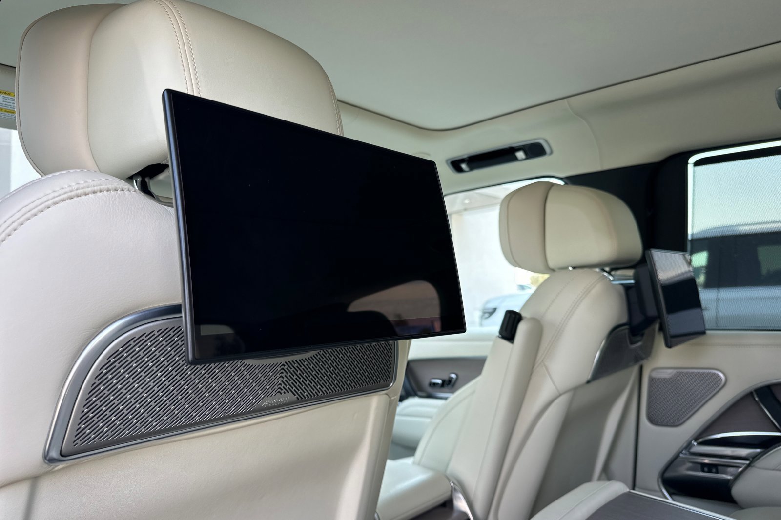 2023 Land Rover Range Rover First Edition photo 13